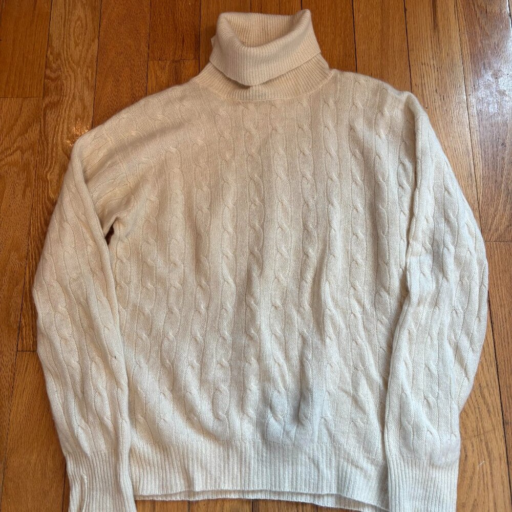 White Cashmere Sutton Studio Cable Turtleneck Swe… - image 1